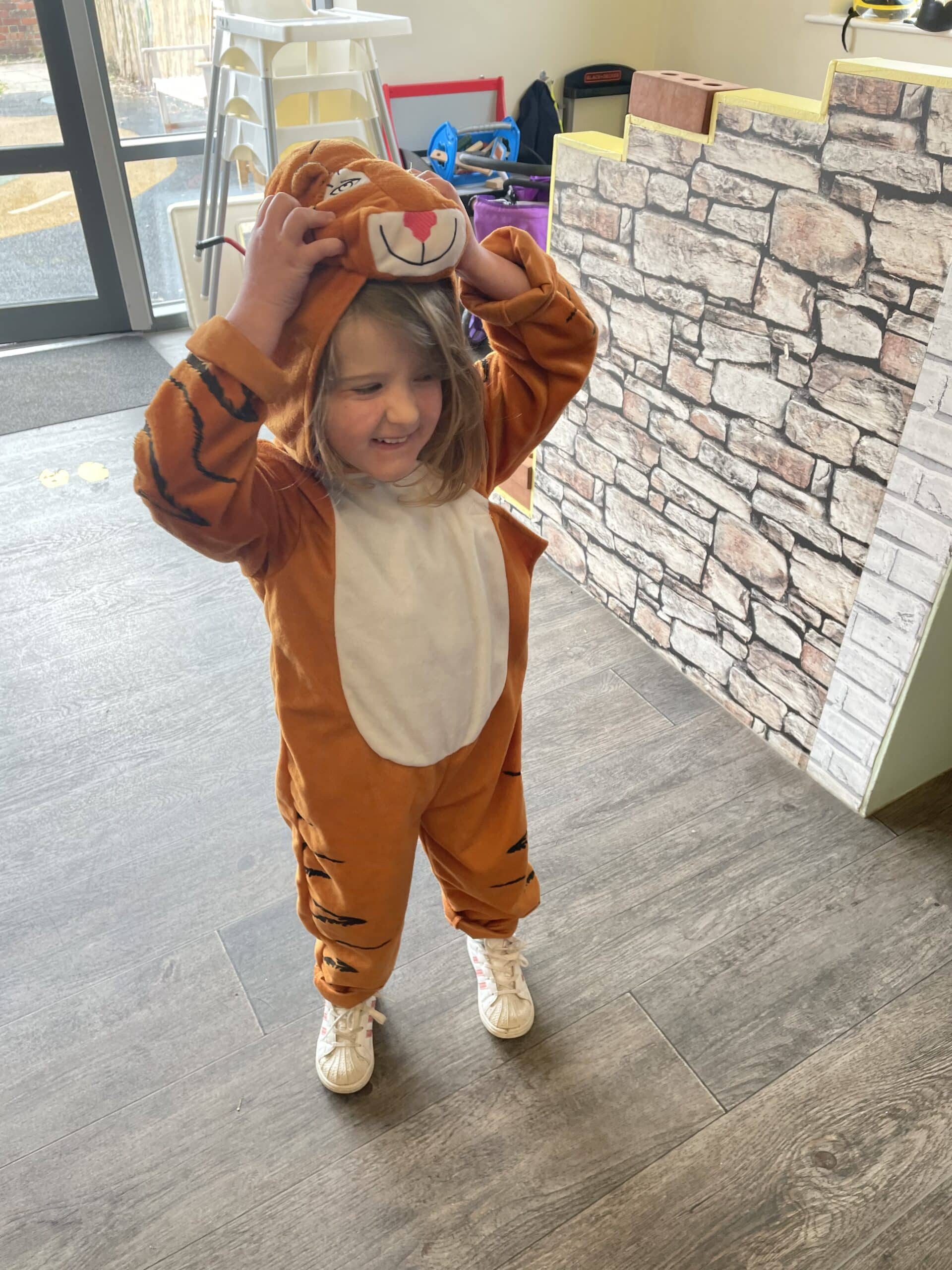 WORLD BOOK DAY - TIGER WHO CAME TO TEA - Image 3