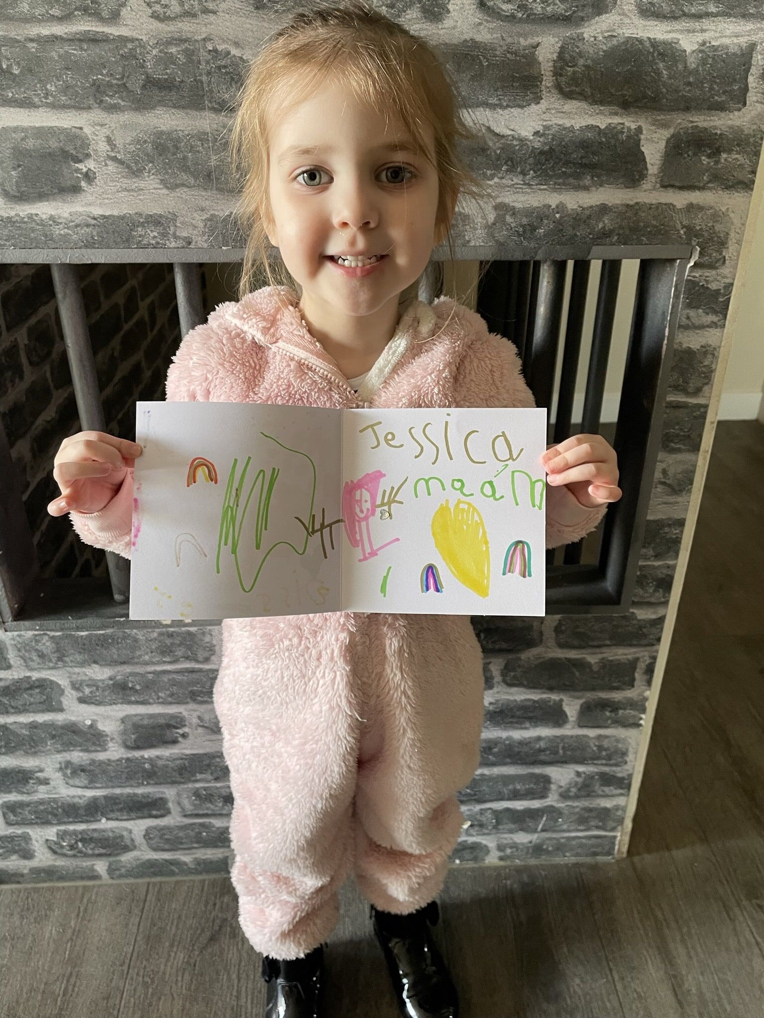 MOTHER'S DAY PLAY & CARD MAKING - Image 4