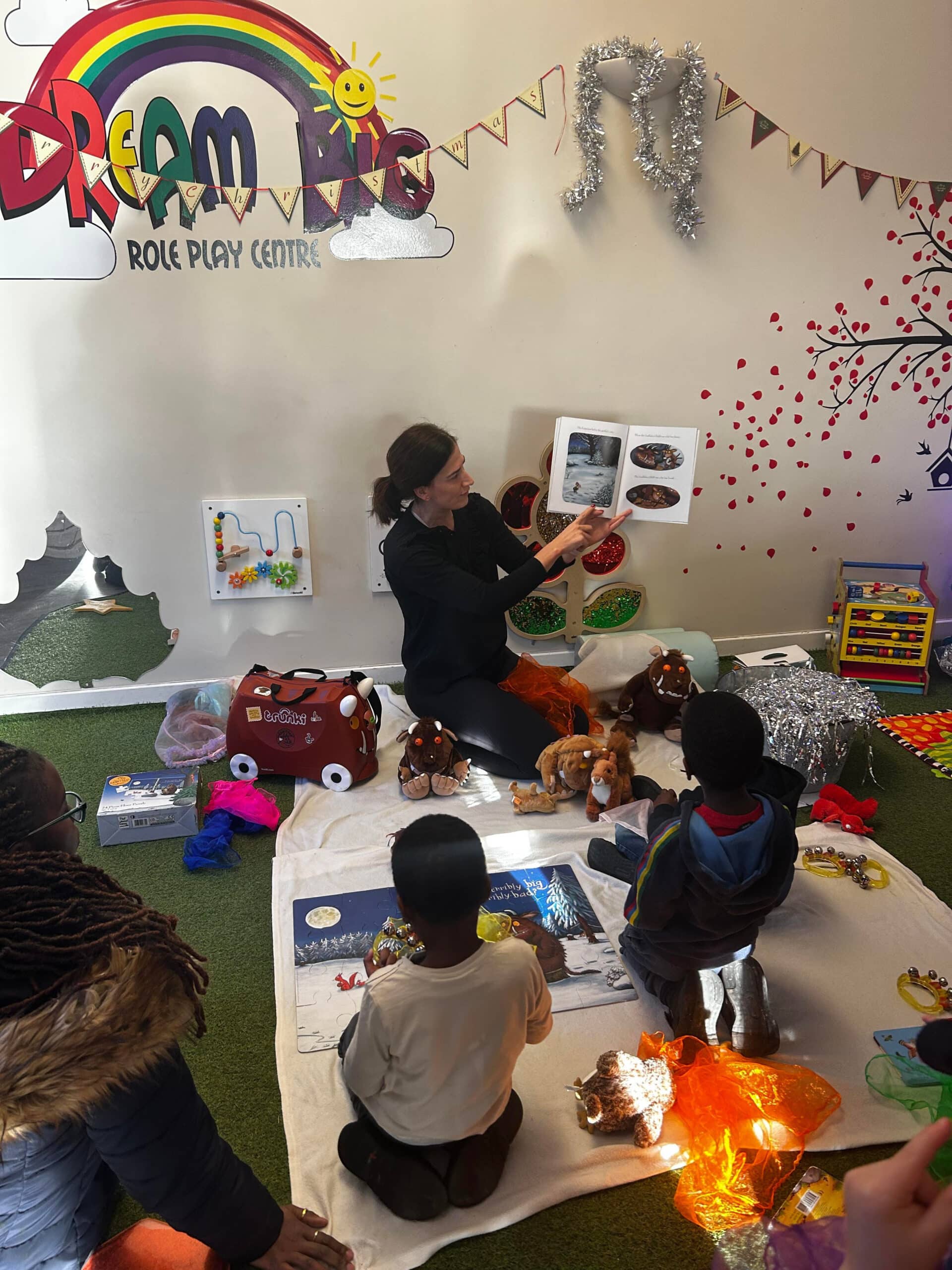 GRUFFALO'S CHILD STORY & PLAY SPECIAL - Image 3