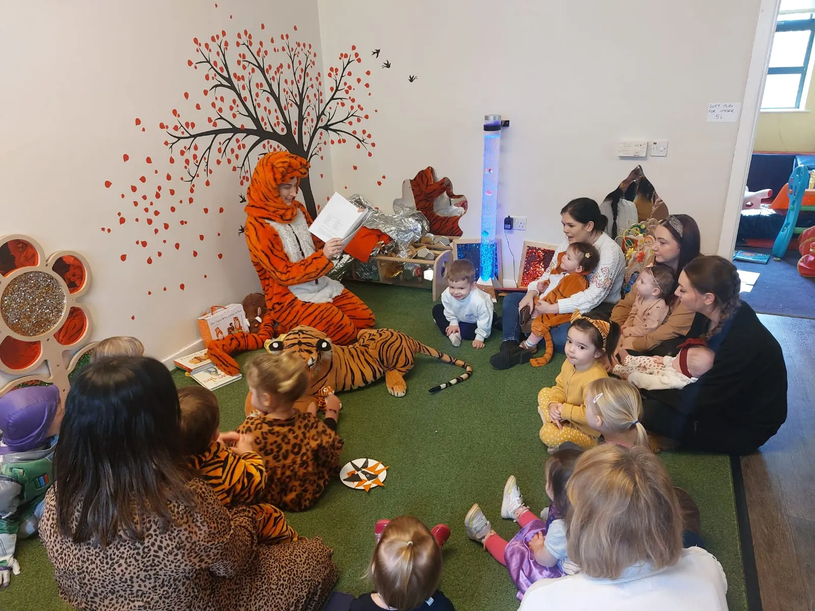 WORLD BOOK DAY - TIGER WHO CAME TO TEA - Image 8